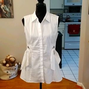 Adorable summer white button down white blouse